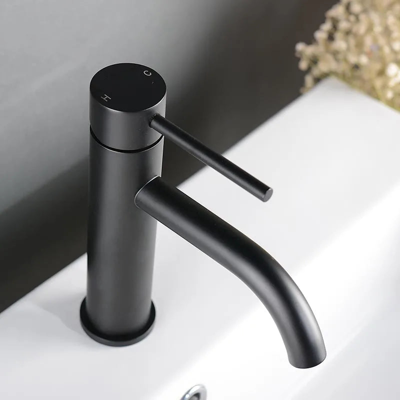 Brushed Rose Gold Bathroom Washbasin Faucet Deck Mounted Single Hole & Handle Cold And Hot Mixer Water Tap